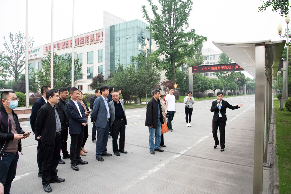 榨菜行標修訂調(diào)研組考察(圖1)